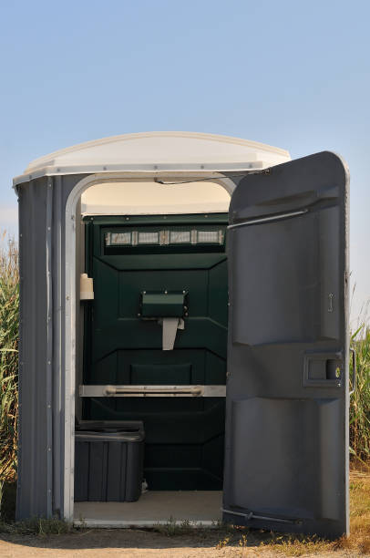 Best Construction site porta potty rental  in Montpelier, IN