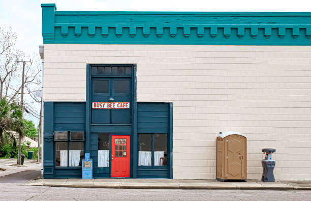 Best Porta potty delivery and setup  in Montpelier, IN